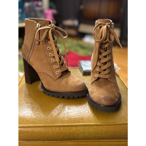 Gibson + Latimer Shoes - Women's Gibson + Latimer Boots, Brown, Size 9M